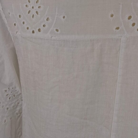 Francesca Bettini Size Medium White Linen Blouse Eyelet Sleeves and Shoulders - Picture 6 of 10